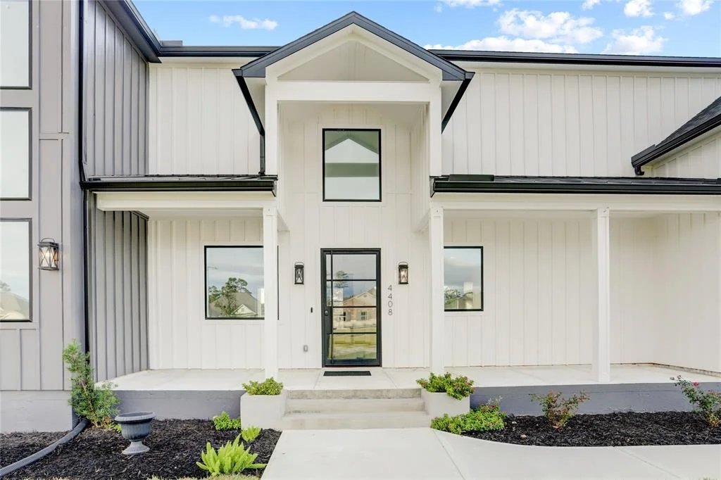 Photo of 4408 Leslies Way