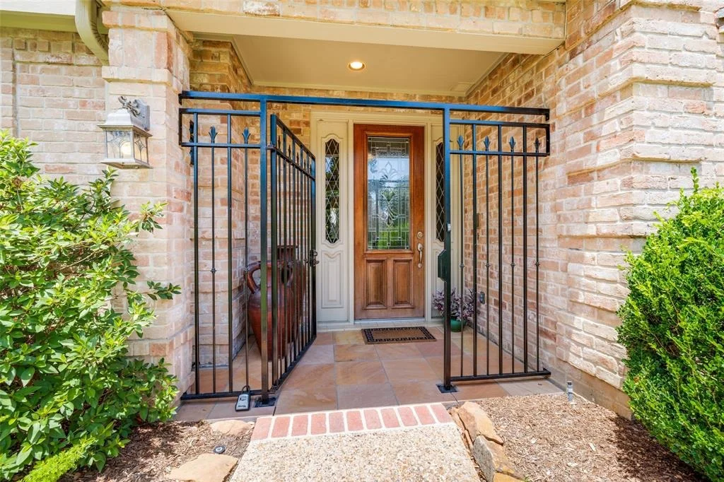 Photo of 510 Commodore Way