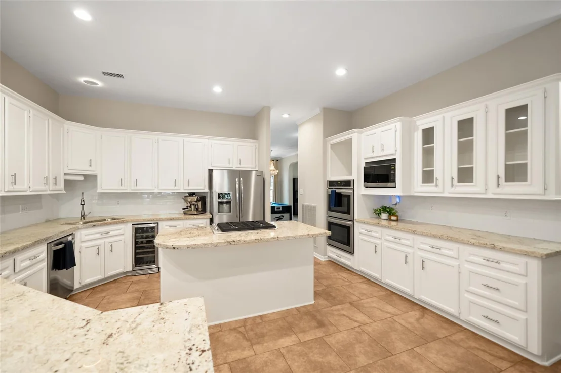 Photo of 2400 Hollowbrook Lane