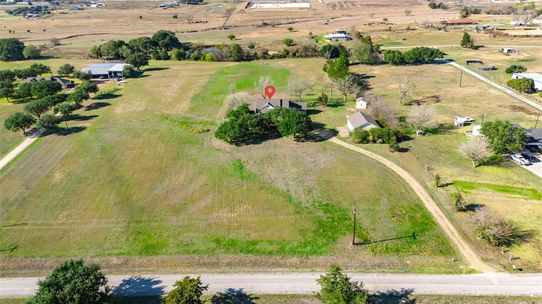 Photo of 1075 Harrisburg Road