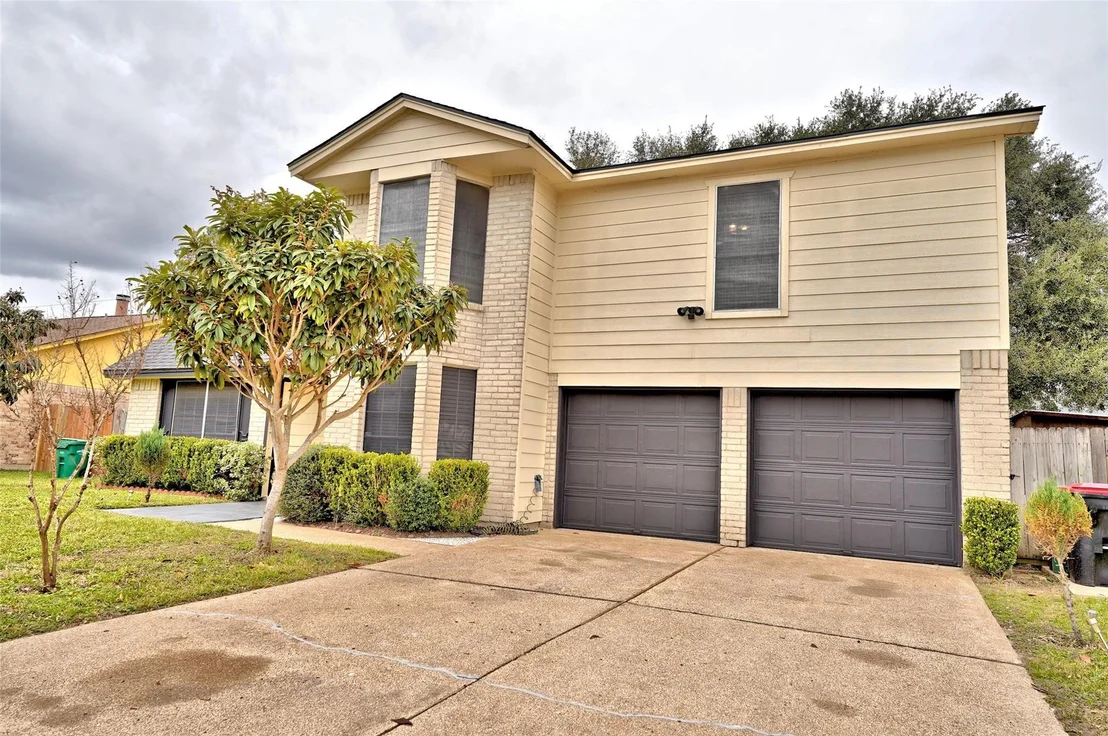 Photo of 7607 Stamen Drive
