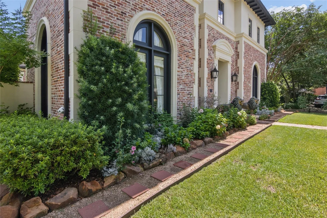 Photo of 3503 Newcastle Drive