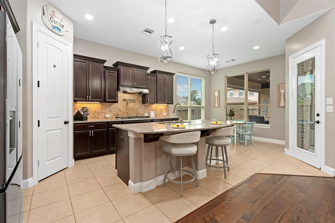 Photo of 9030 Lacombe Lane