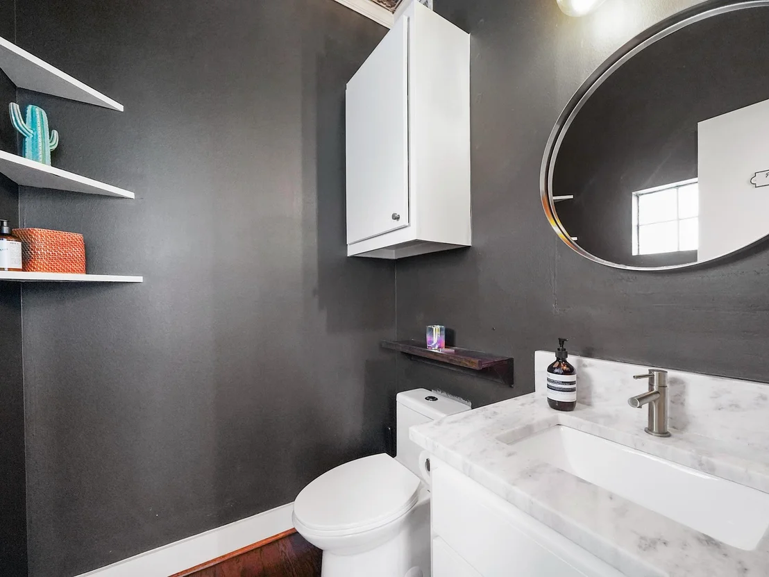 Photo of 1231 Jackson Boulevard