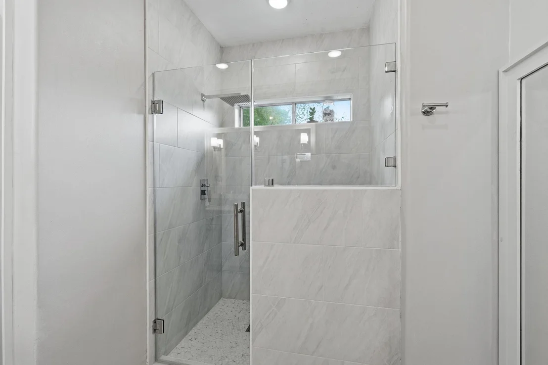 Photo of 63 W Horizon Ridge Place