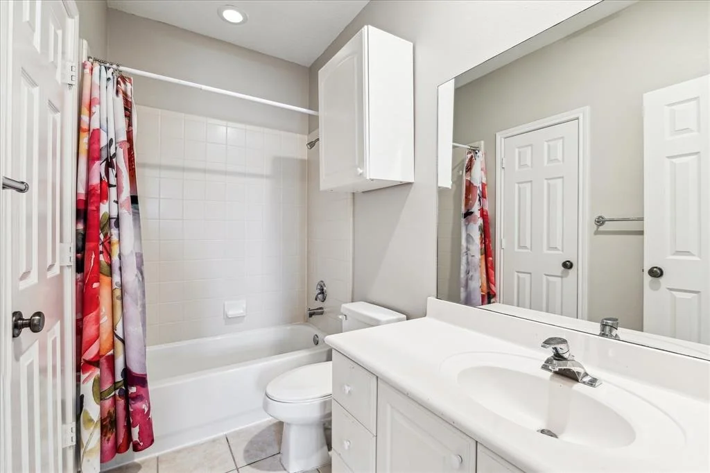 Photo of 54 E Beckonvale Circle