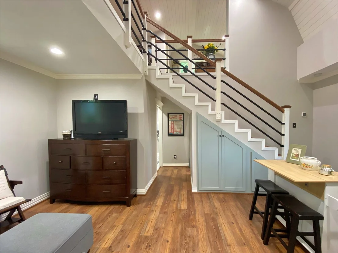 Photo of 12220 Shepard Hill Road