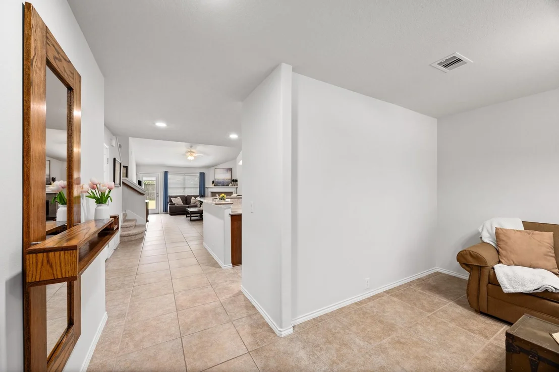 Photo of 7206 Toad Hollow