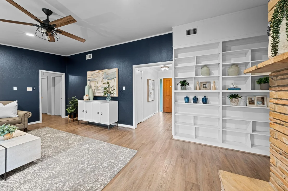 Photo of 4903 Heatherglen Drive