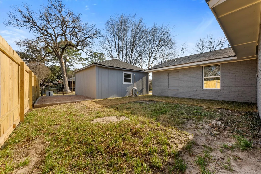 Photo of 6403 Acorn Forest Drive