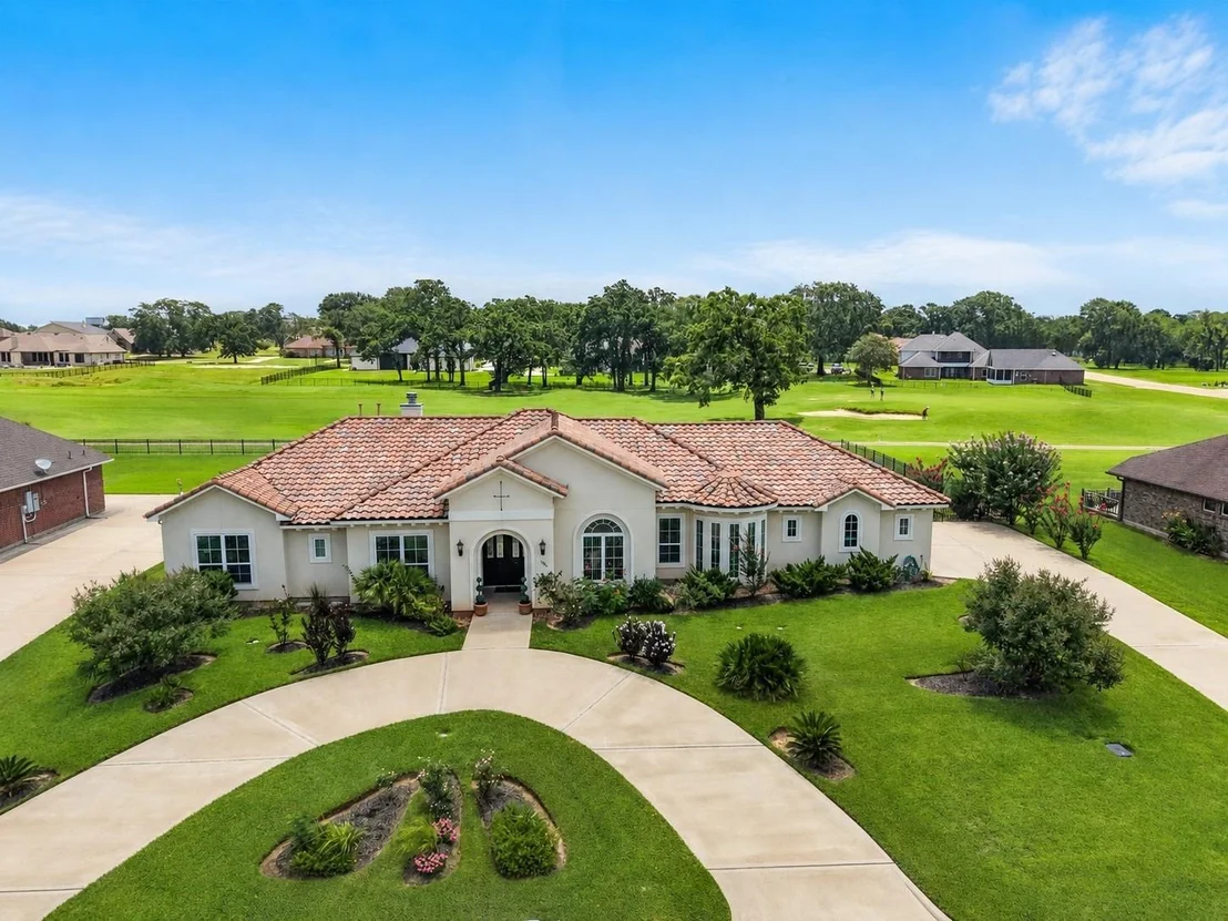 Photo of 230 Lawrence Marshall Drive