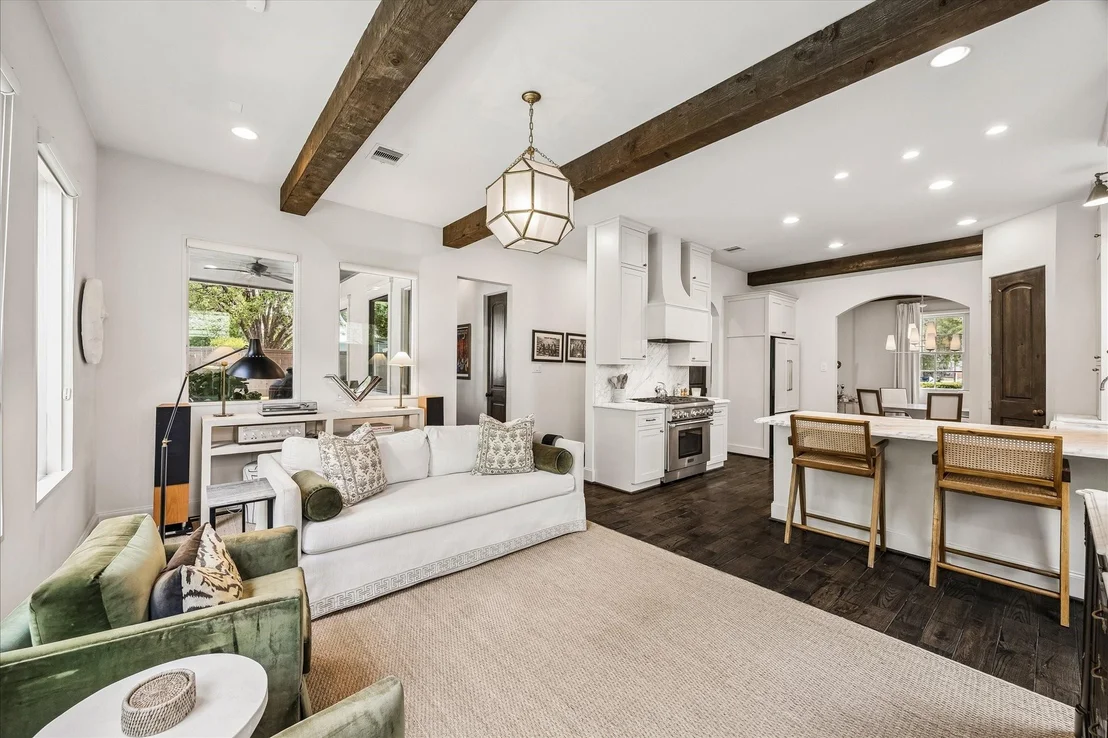 Photo of 104 Moss Street