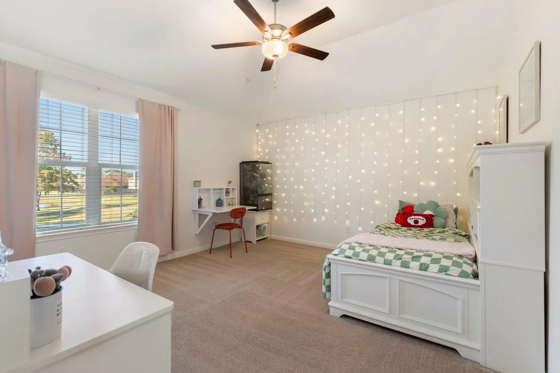 Photo of 8223 Palmetta Spring Drive