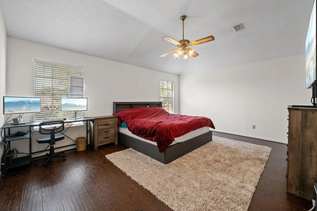 Photo of 7306 Oak Walk Drive
