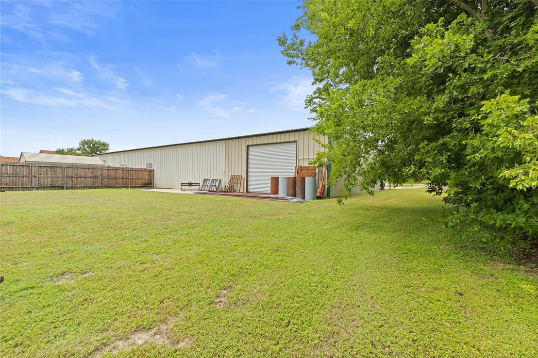 Photo of 414 County Road 437