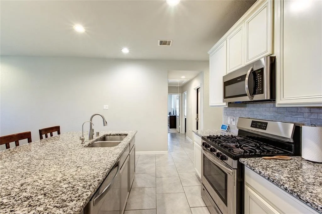 Photo of 9011 Hemlock Drive