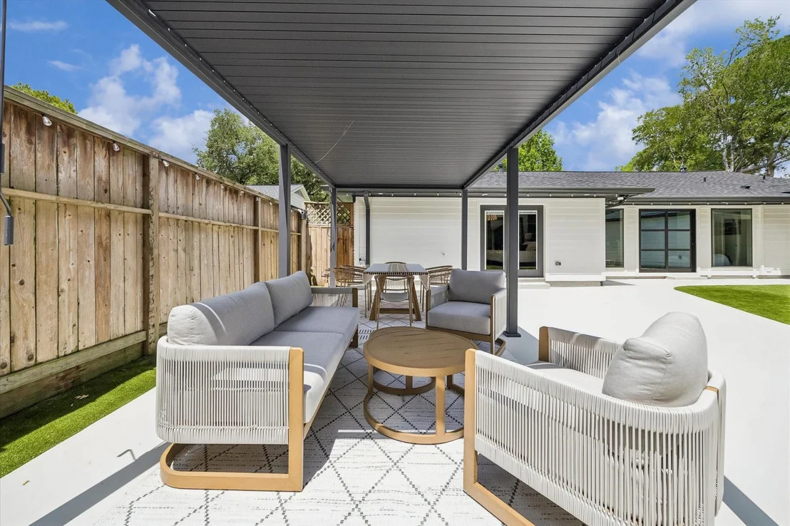 Photo of 115 Blue Willow Drive