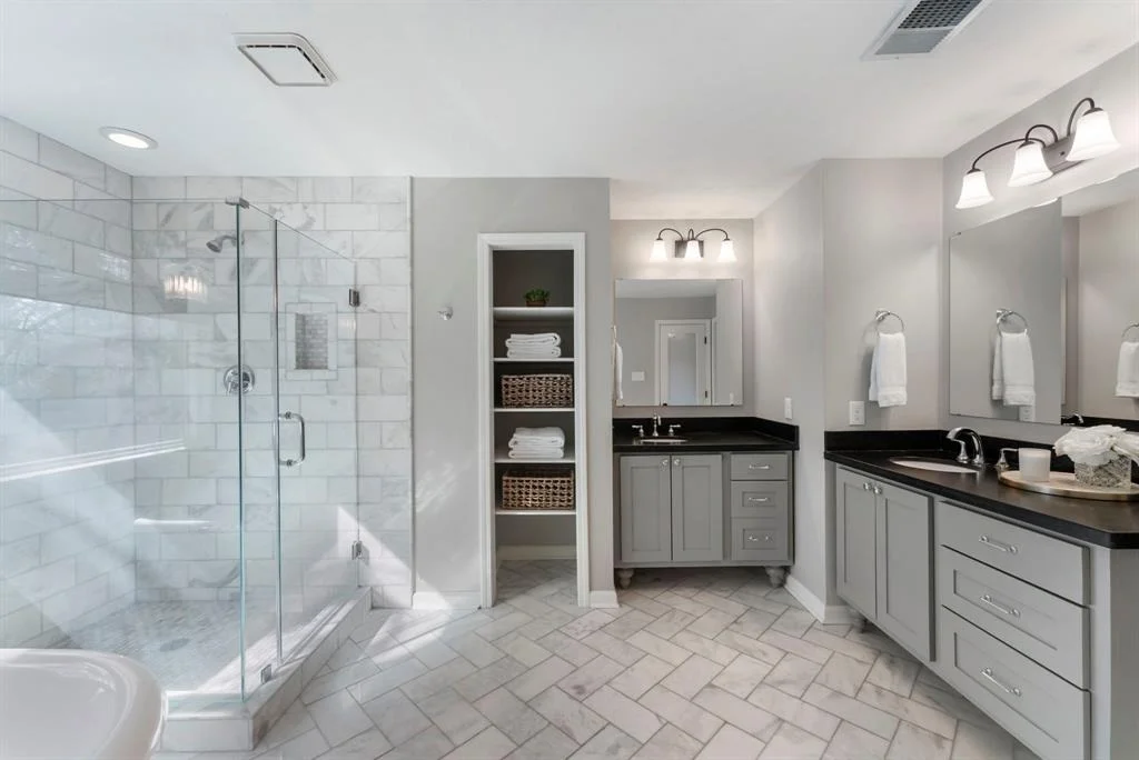 Photo of 120 W Bonneymead Circle