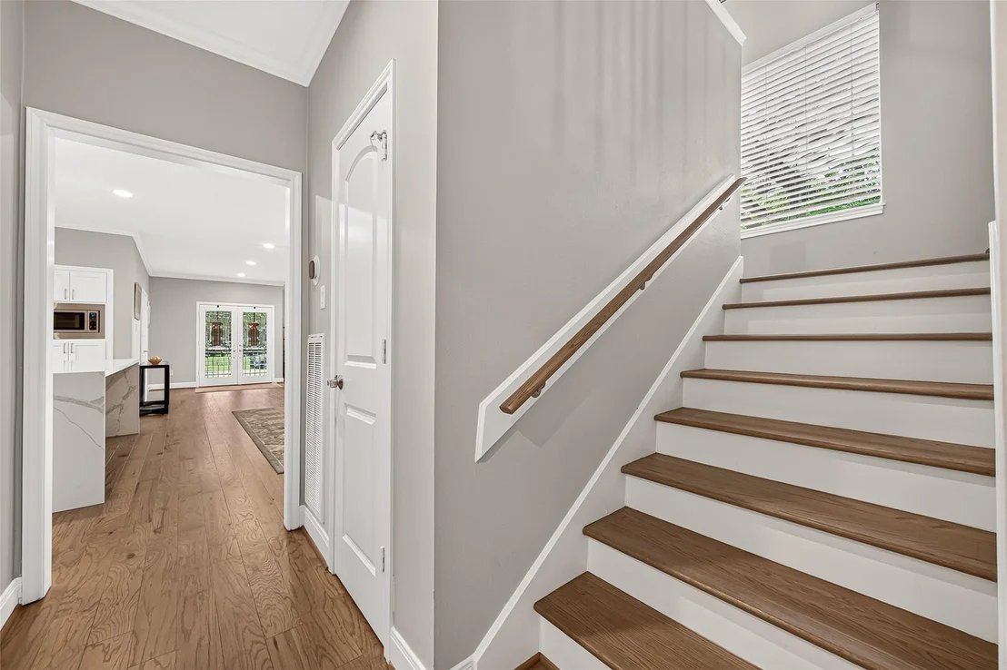 Photo of 1122 Daria Drive