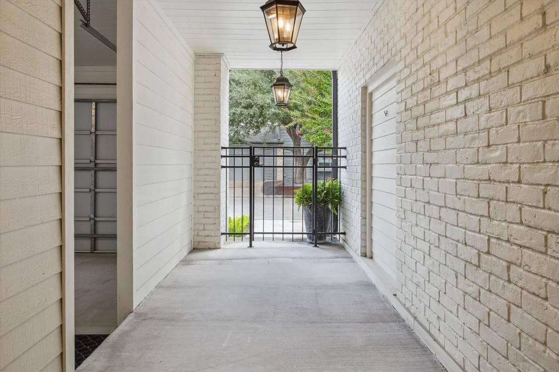 Photo of 10851 Pepper Lane