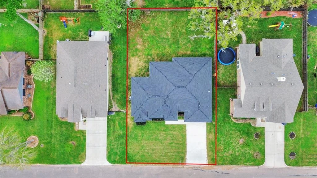 Photo of 226 Edgewater Drive