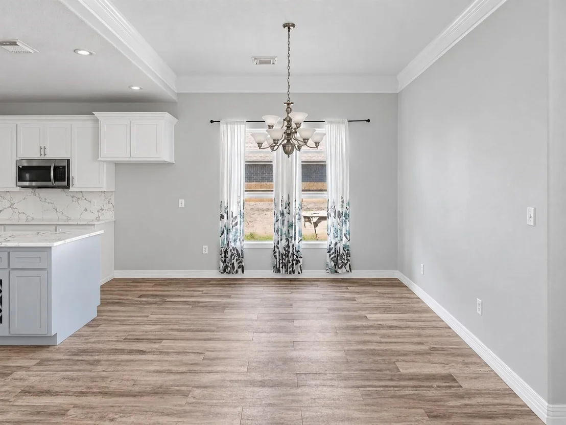 Photo of 5110 Lakeshore Drive