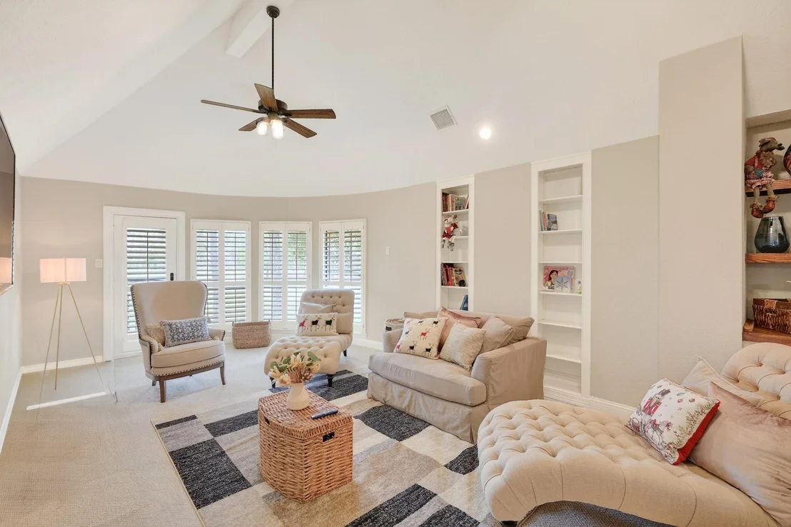Photo of 24710 Creekview Drive