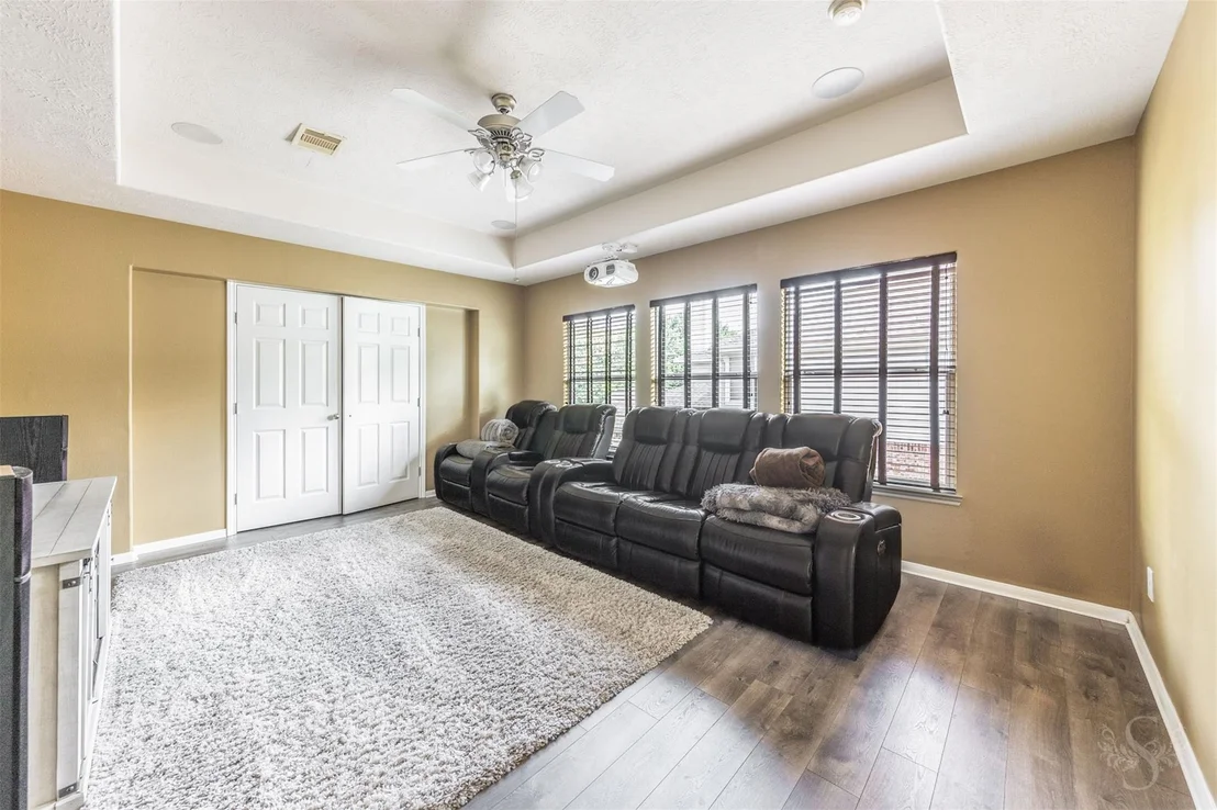 Photo of 1206 Paralee Drive