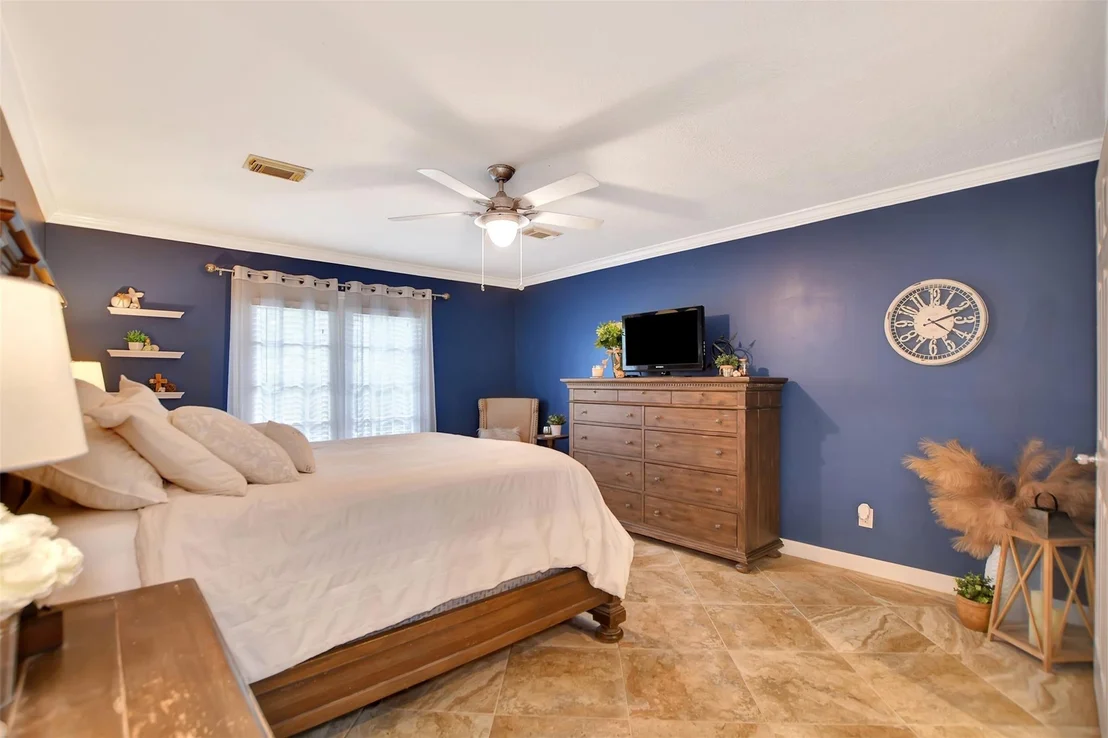 Photo of 15611 Birchview Drive