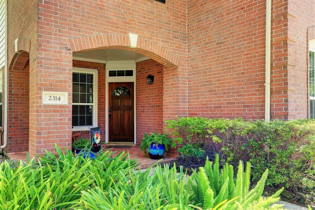 Photo of 2314 Leafy Glen Drive