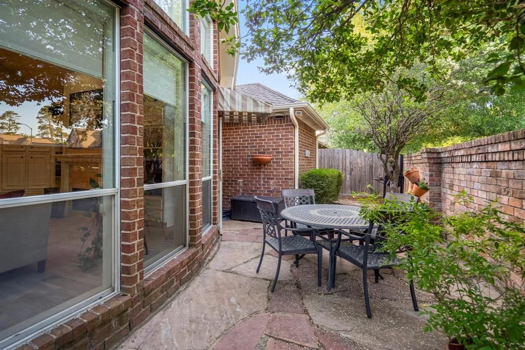 Photo of 16602 Manningtree Lane