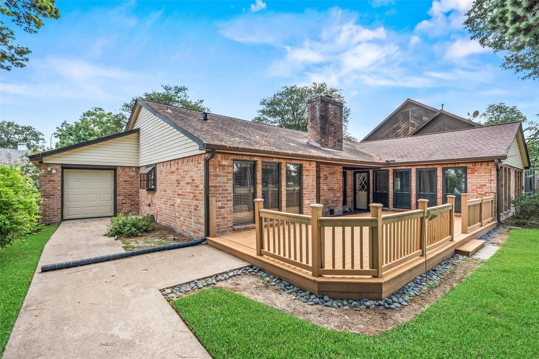 Photo of 8019 Rebawood Drive