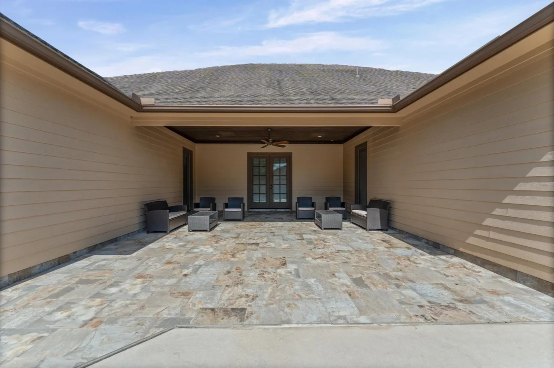 Photo of 727 Baker Drive