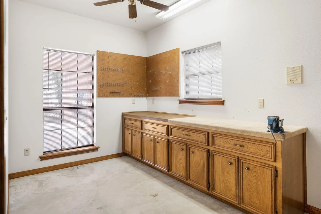 Photo of 105 Greenbriar Drive