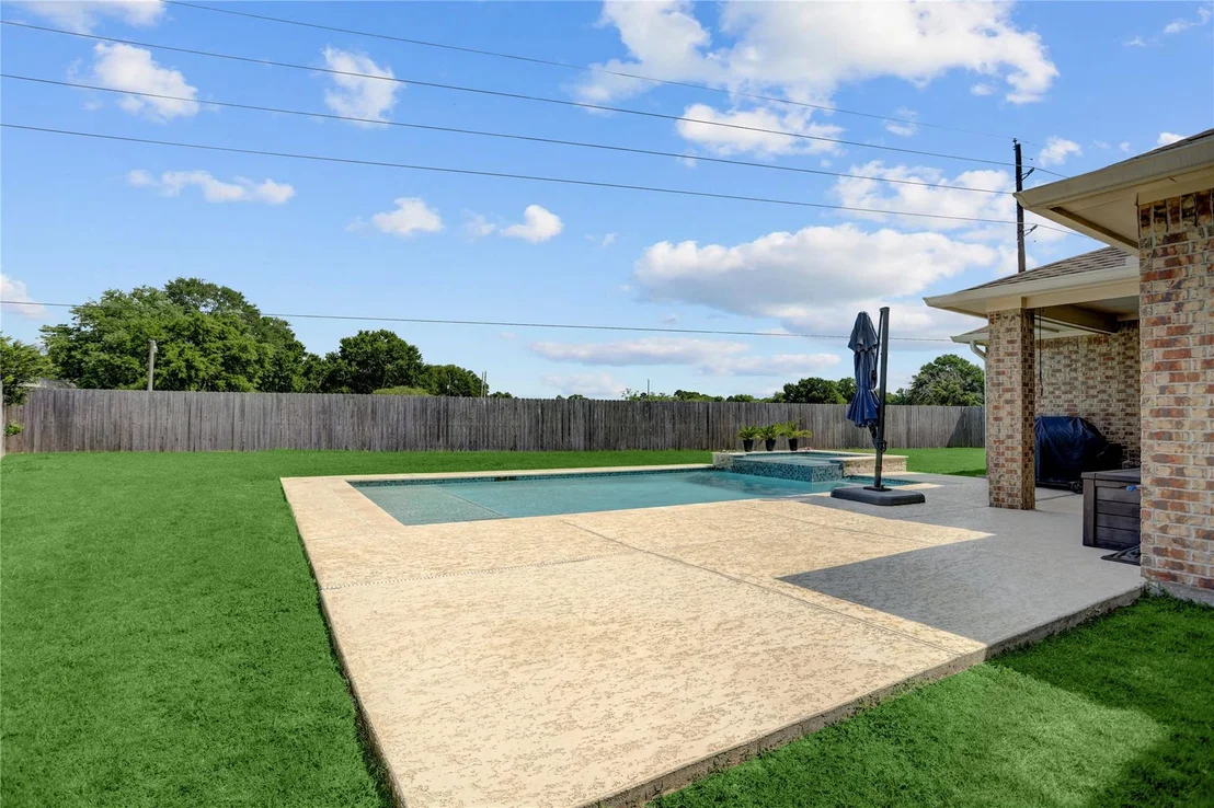 Photo of 17522 Treecreeper Lane