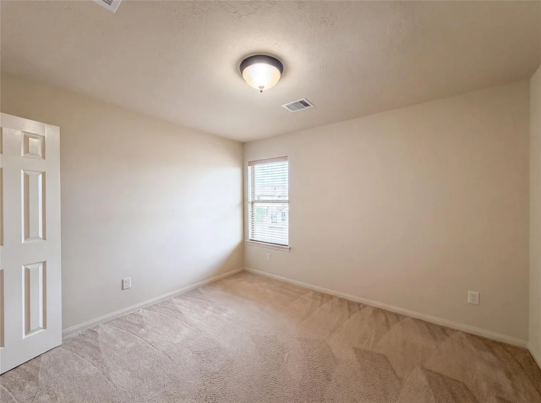 Photo of 4710 Autumn Pine Lane