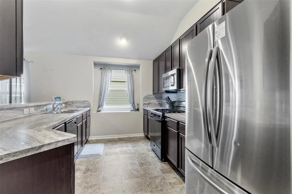Photo of 2906 Silverhorn Lane
