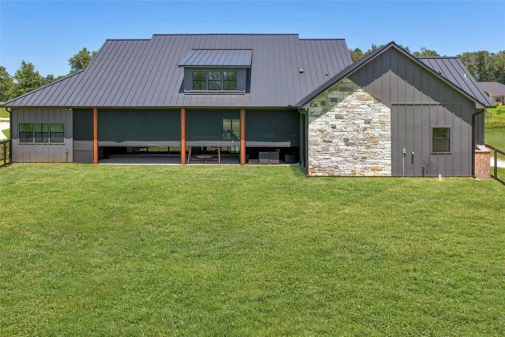 Photo of 150 Quiet Springs Trail