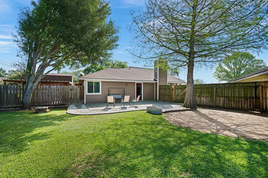 Photo of 1804 Spruce Drive