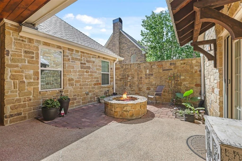 Photo of 3305 Durant Court