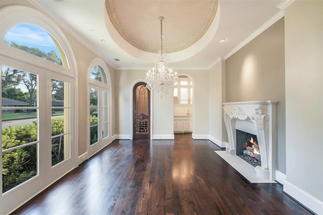 Photo of 5626 Terwilliger Way