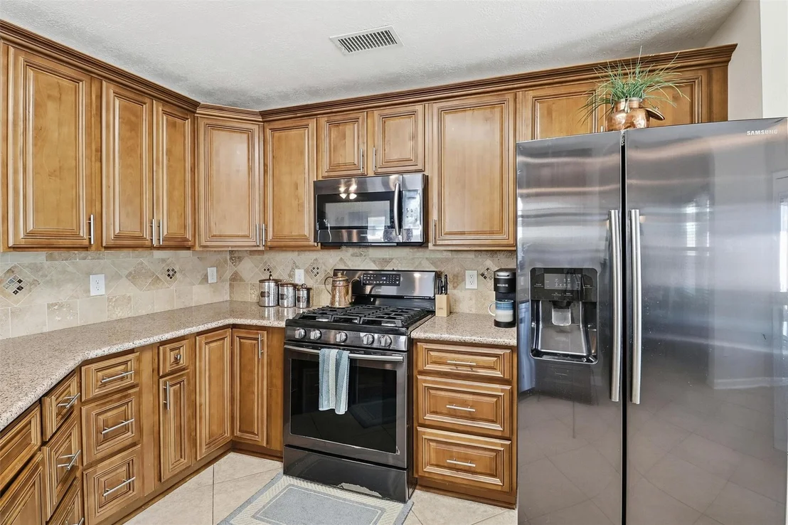 Photo of 6806 Oakleaf Trail Lane