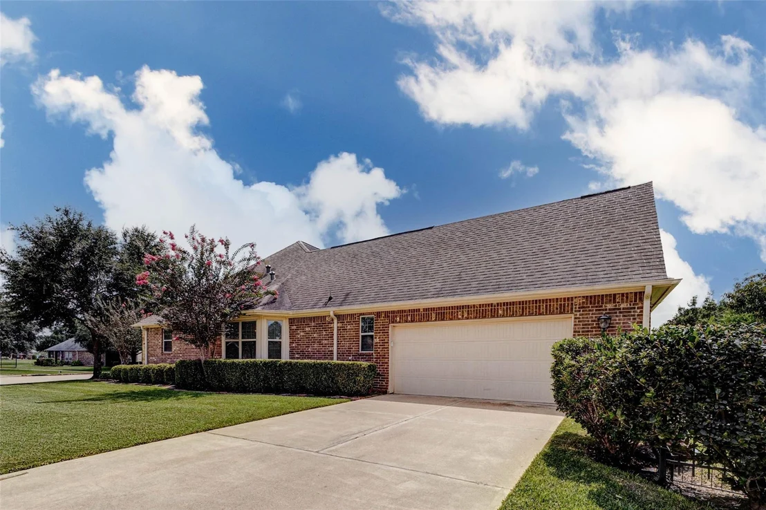 Photo of 4915 Westchester Drive