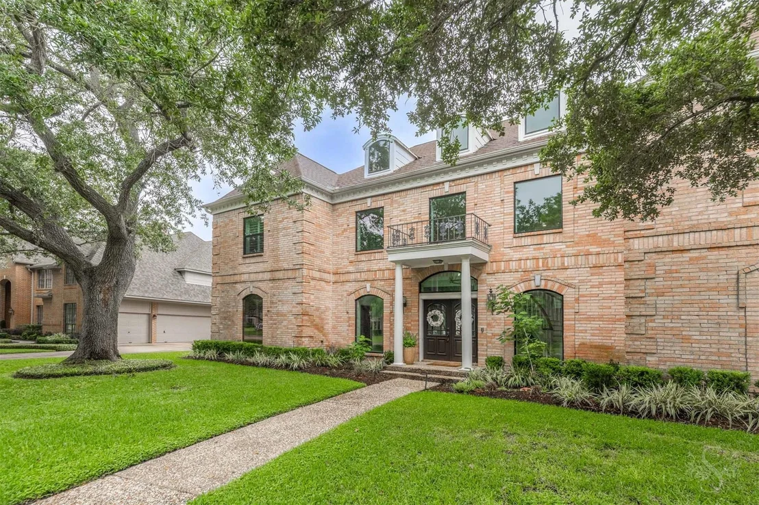 Photo of 1519 Pebble Chase Drive