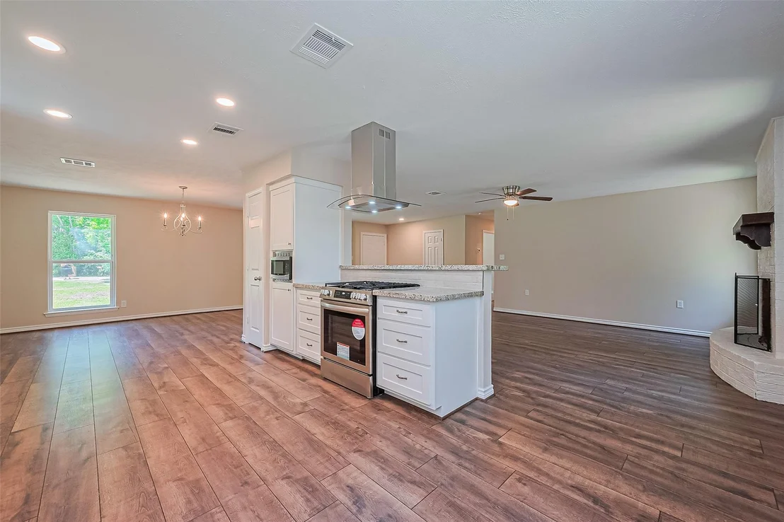 Photo of 16048 Millican Drive