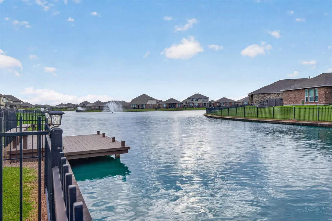 Photo of 3795 Lake Bend Shore Drive