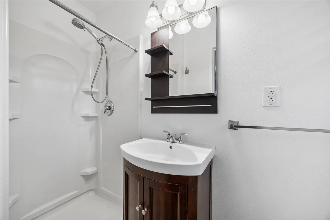 Photo of 1607 Willowby Drive