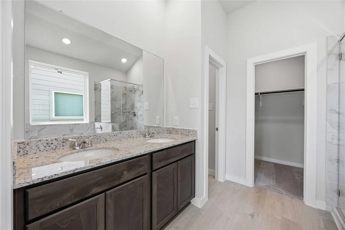 Photo of 1082 Lilly Lane