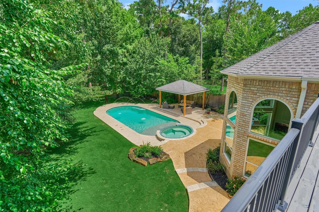 Photo of 168 W Shadowpoint Circle
