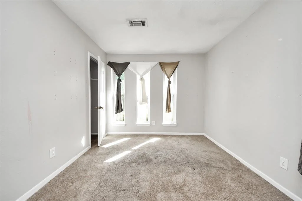 Photo of 12610 Chiswick Road
